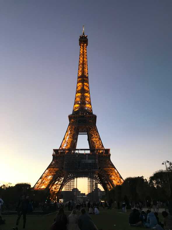 Sunset Eiffel